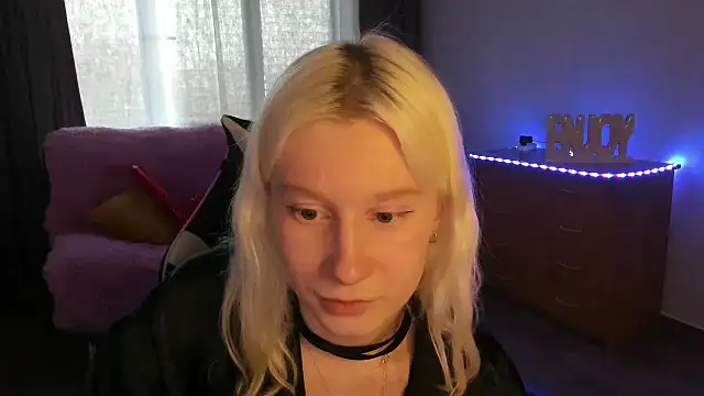 EnigmaSee Cameră chat live