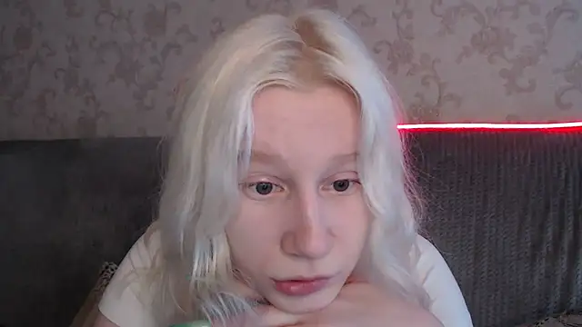 EnigmaSee Cameră chat live