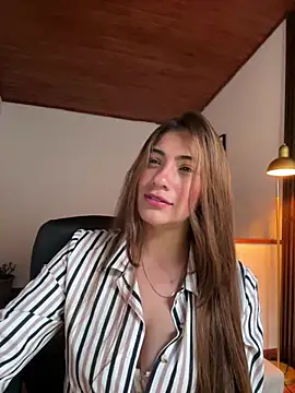 emmily_d – live chatrum
