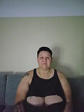 חדר צ'אט בשידור חי של DevilDahm