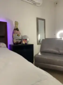 Sthef_Castle Live Chatraum