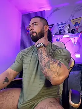הופעת וובקאם של jaxon_colton