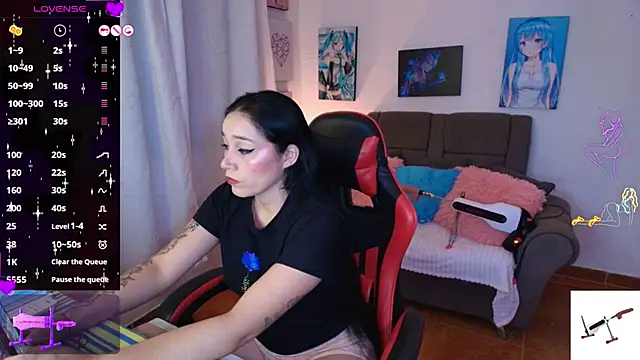 yeliana_sexxy's Live Chat Room