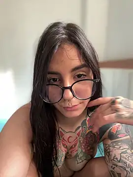 Kittyhelll_ Cameră chat live