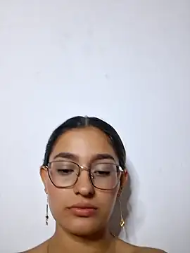 Sala de chat en directo de Ary-18