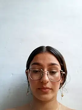 Ary-18 Cameră chat live
