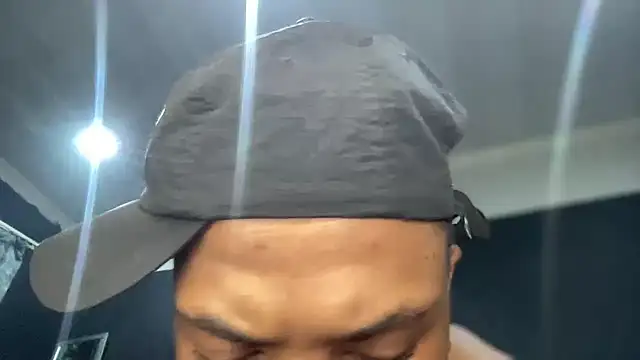 חדר צ'אט בשידור חי של BlueIceCube