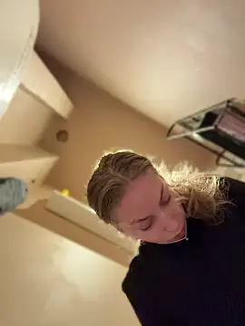 Živá chatovací místnost Mrs_Mr_007