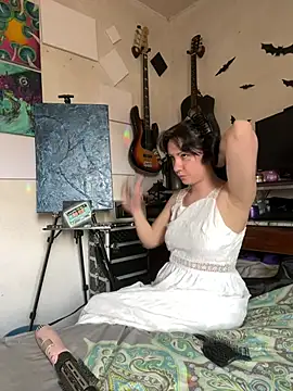 חדר צ'אט בשידור חי של DiviNina01