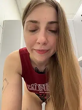 Sunny___Bunny লাইভ চ্যাট রুম