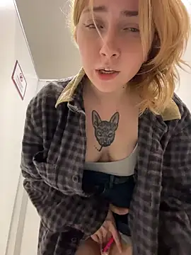 Sunny___Bunny's Live Chat Room