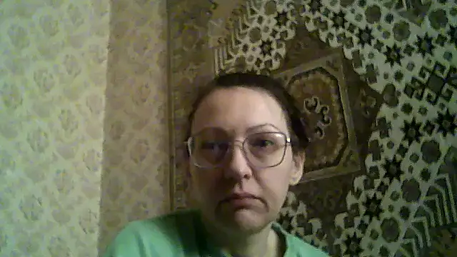 FayInessaKiss Live Chatraum