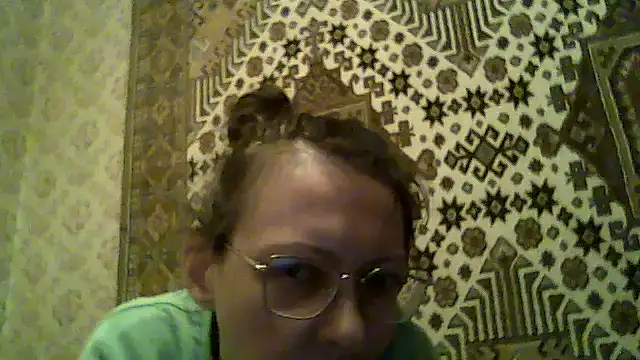 FayInessaKiss Cameră chat live