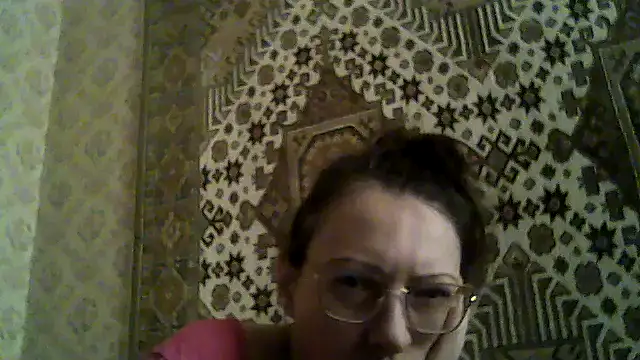 FayInessaKiss Live Chatraum