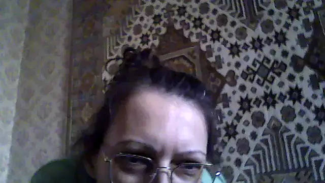 FayInessaKiss Cameră chat live