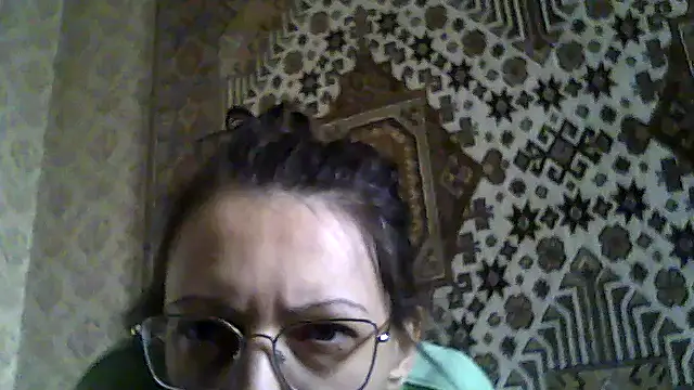FayInessaKiss Cameră chat live