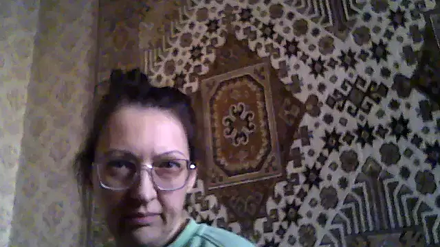 FayInessaKiss Live Chatraum