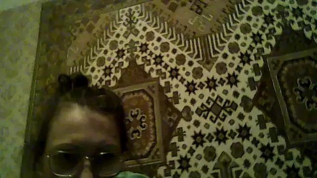 FayInessaKissn Live chat-huone