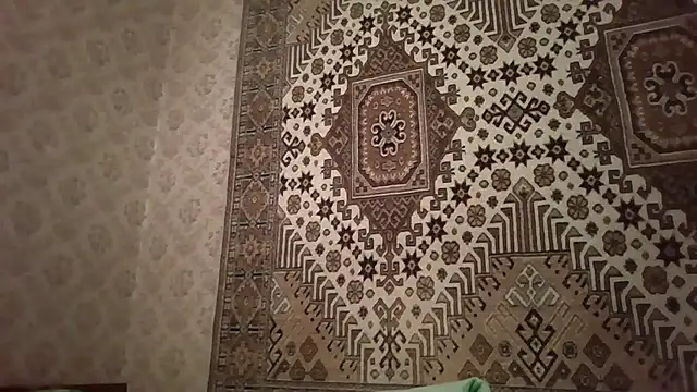 FayInessaKiss Live Chatraum