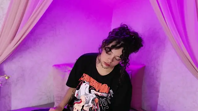 KatherineGomez's Live Chat Room