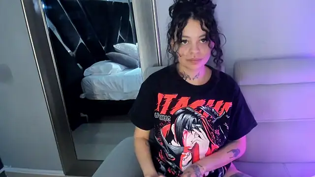 KatherineGomez – live chatrum