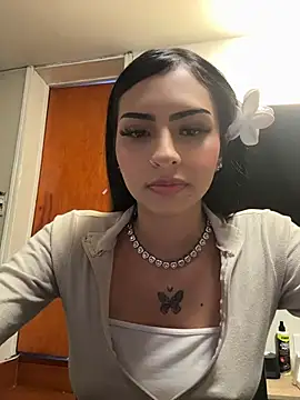 Živá chatovací místnost Hilary_pinkk
