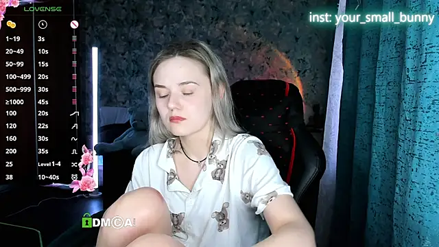 Chatroom en direct de Your_small_bunny