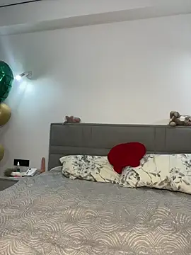 CurlyLara – live chatrum