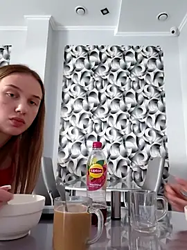 Živá chatovací místnost caressyourself
