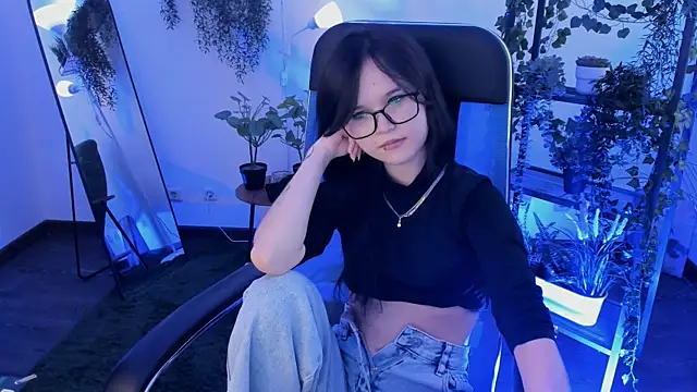 Elainebeness – live chatrum
