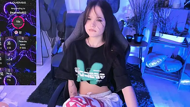 Elainebeness Live Chatraum