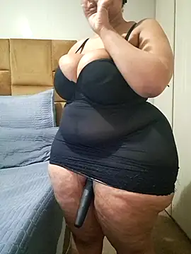 חדר צ'אט בשידור חי של thicktash