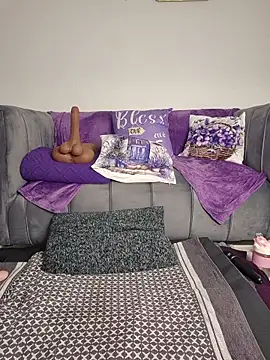 ThickianaRidern Live chat-huone