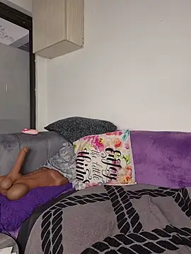 ThickianaRider – live chatrum