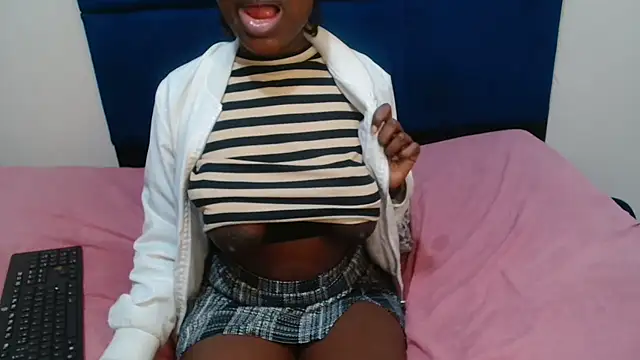 SoftButPsycho – live chatrum