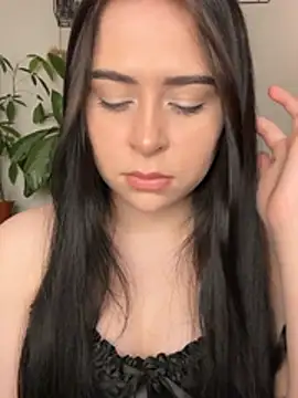 Still_Kseniya Adlı Modelin Canlı Sohbet Odası