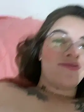 Sala de chat en directo de Charlotte_Olsen_