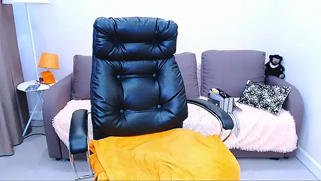 BURNING-BRUNETKA Cameră chat live