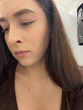 Holly_Playn Live chat-huone