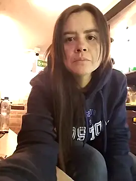 Phòng Chat Trực Tiếp karlagiraldo198
