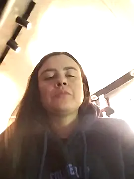 Chatroom en direct de karlagiraldo198