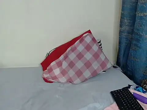 Sala de chat en directo de Petit_haris