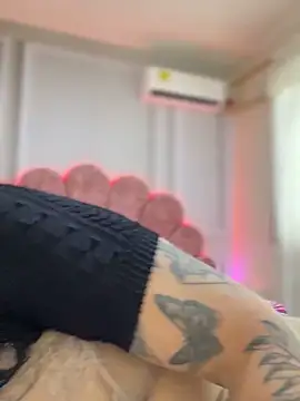 חדר צ'אט בשידור חי של eva_sexx69