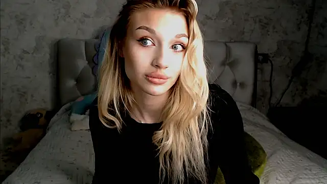 Ella_Milla Live Chatraum