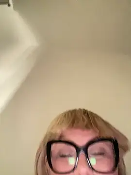 luna_14 Live Chatraum