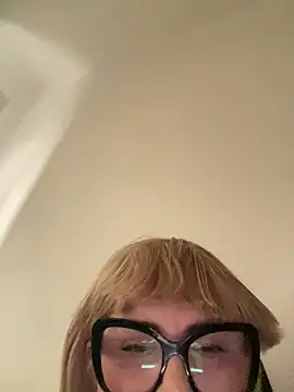 Sala de chat en directo de luna_14