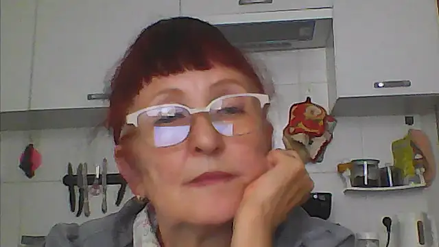 Živá chatovací místnost TanyaSweet634
