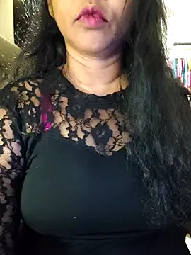 TELUGU_SRIJA888 Adlı Modelin Canlı Sohbet Odası