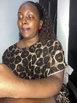 prettiepearl's Live Chat Room