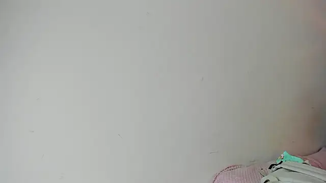 honeyy_mia – live chatrum